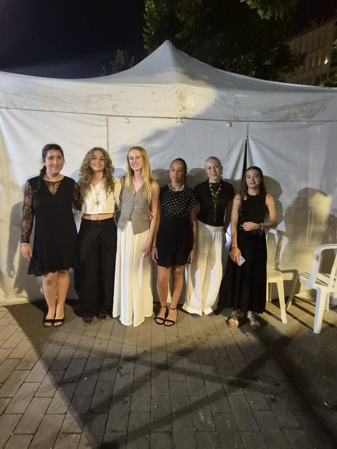 Les six finalistes de la catégorie Ado